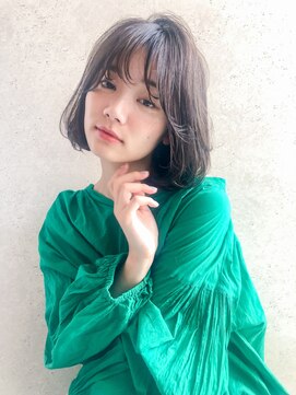 エイミー(Aimee) Aimee ガーリーボブ×透けちゃうグレージュ