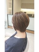 ショートボブ