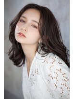 大人可愛いグレージュ