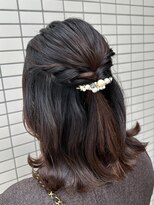 ラウレア(LAULEA) ハーフアップ/結婚式アレンジ/お呼ばれアレンジ/お呼ばれヘア