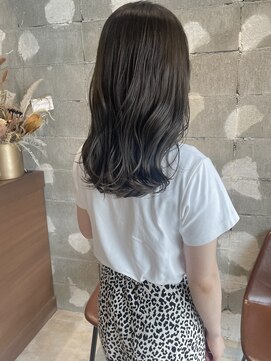 ソワ 四日市(soie) ブリーチなし/オリーブグレージュ×レイヤーカット