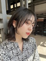 ディーエックス スリー(Dxxxx III)&nbsp;顔周りレイヤーボブ