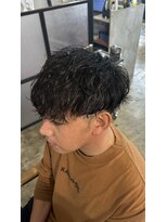 ルーメン 岐阜(ROOO MEN)&nbsp;メンズカットツーブロックツイストスパイラル波巻きパーマ