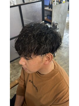 ルーメン 岐阜(ROOO MEN) メンズカットツーブロックツイストスパイラル波巻きパーマ