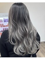 グリ(gris) バレイヤージュ