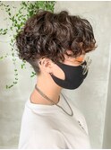 刈り上げショート、スパイラルパーマ、くるくる、マッシュ