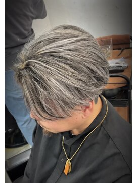 ルートヘアー(Root Hair) ホワイトハイライト(バレイヤージュ風)