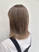 アン アオヤマ(Ann AOYAMA)&nbsp;赤み消しオリーブグレージュ