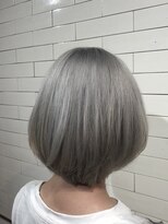ソワバイアロマヘアー(soi by AROMA hair) ひし形シルエットショートボブ/丸みシルエット/シルバーアッシュ