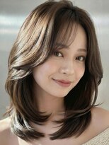 カバーヘア ブリス 川口(COVER HAIR bliss)&nbsp;ダークアッシュハッシュカットミディアムレイヤーA8川口20代30代
