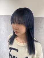 ミミー(mimiiy)&nbsp;グレーに落ちる青