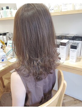 メルク(merc.) ナチュラルレイヤー×透明感グレージュ/アディクシーカラー