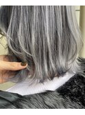 【 LOVELEY 】レイヤーカット × シルバーアッシュ