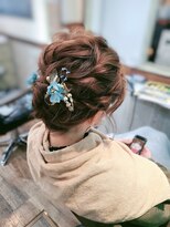 キートス ヘアーライフクリエイター(kiitos hair life creator)&nbsp;お呼ばれまとめシニョン