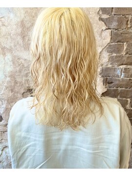 マギーヘア(magiy hair) くるくるパーマ［magiyhair西部笑］