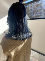 アネラヘアー(Anela hair)&nbsp;大人可愛い ネイビーブルー 透け感カラー