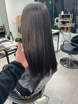 ルネ 北千住(Renee)&nbsp;アッシュグレー_タイトストレート_髪質改善
