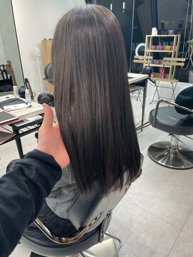ルネ 北千住(Renee) アッシュグレー_タイトストレート_髪質改善