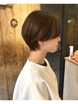 アドア(adore) 大人かわいい耳掛けショートヘア