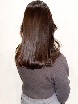 セルカ 新宿(CERCA) ブラウンカラー【CERCA新宿/新宿西口】