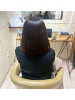 ヒラソル(girasol)&nbsp;髪質改善トリートメント/ミディアムボブ/グレイヘア/ストレート