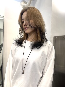 アンダーカレント(undercurrent) 裾カラーデザインカラーブリーチダブルカラーレイヤー代官山