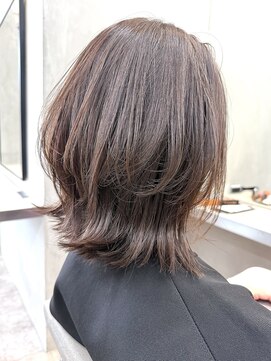 フェリア(feliah) 【フェリア柏の葉】レイヤーカット/透明感カラー/グレーベージュ
