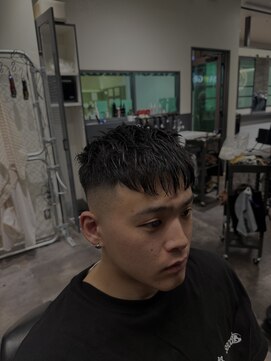 フランクスバーバーリベラルド 横浜(FRANK'S BARBER LIBERALD) ラフクロップTK