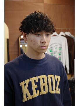 エディ(Edy) メンズ波巻きスパイラルパーママッシュ外国人風眉毛カット岡山