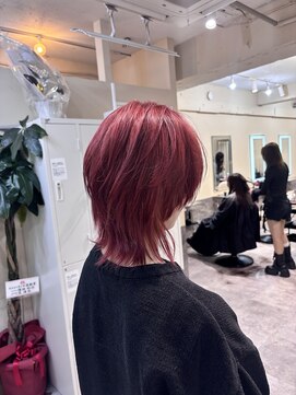 テン バイ アンブルリュクス 池袋(teN +by ambleluxe) ピンクレッド/ハッシュカット