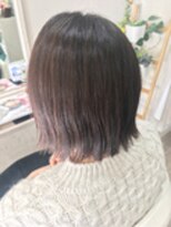 エルデ ナインズ ヘアー スタンド 川口店(elde 9's HAIR STAND)&nbsp;大人かわいいグレージュひし形シルエットエアリーボブ