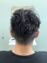 ケセラ(quesera) 刈り上げパーマスタイル