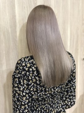 スリジエ(Cerisier) ホワイトミルクティーカラー[cerisier 新宿]