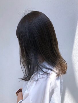 モルニ(MORNI) ダークカラー_マロンベージュ Aラインボブ かきあげ