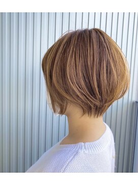 コクア オン(KOKUA ON) ショートボブ