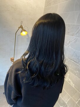 ジル アンク(Jill ankh) 《Jillankh姫路駅前》大人気☆ブルーブラック