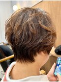 ショートパーマ ブラウン 白髪ぼかし ボリューム 菊名