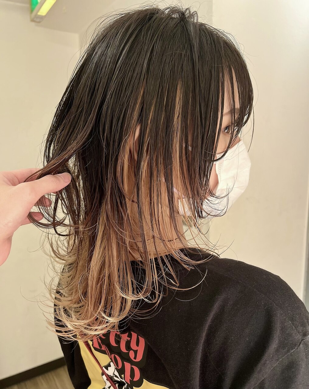 2026年冬】ロング インナーカラーの髪型・ヘアアレンジ｜人気順