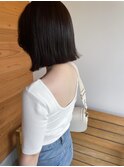 韓国 ミディアム外ハネ  透け感  センターパートヘア