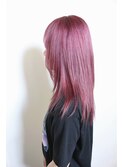 :レイヤーロングヘア　:ピンクヘア　:ブリーチカラー