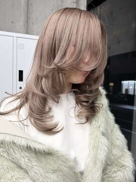 ヌエン 渋谷(NU/EN) 春カラー/ピンクグレージュ/バタフライレイヤー/レイヤーカット