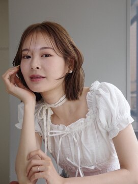 シア(sia) ボブウェーブレイヤーボブ大人のワンカラー美髪艶髪心斎橋南船場