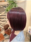 【艶感チェリーレッド×コンパクトボブ】