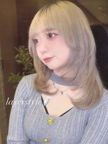 モアムー(Moremuu)&nbsp;【まいか】ブリーチカラー/レイヤー