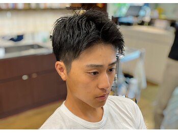 グラシアス(Gracias)の写真/理容室だからできる「お顔剃り」とヘアカットで清潔感ある雰囲気に仕上げます