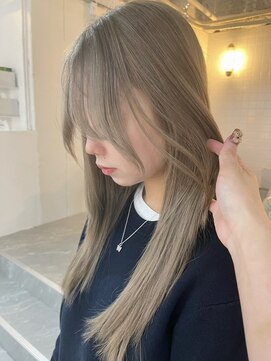 エンベール(EN VEIL) 透明感グレージュ×顔まわりレイヤー
