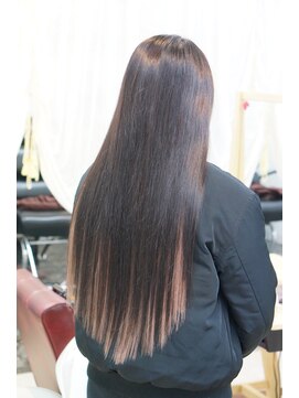 フルブルーム(fullbloom) [full bloom/西八王子]地毛は傷めずエクステでインナーカラー