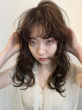 スクリバイタヒエ(SUKURI by tahie) SUKURI by tahie...#ウェーブ#セミロング