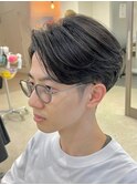ニュアンスパーマセンターパートコンマヘアツーブロック