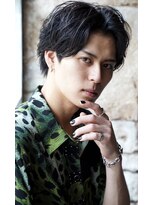 カライングドゥ(ing deux)&nbsp;スーツ短髪ツーブロック束感モテる黒髪シークレットパーマ流行